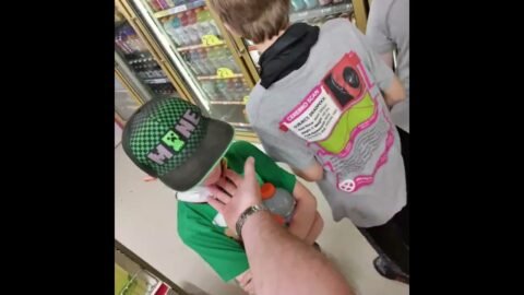 Snack Run With The Boys(5)